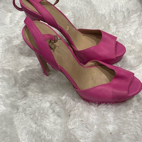 Sandals Size 8.5 - Picture 2 of 2